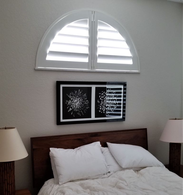 Orlando arch small shutters